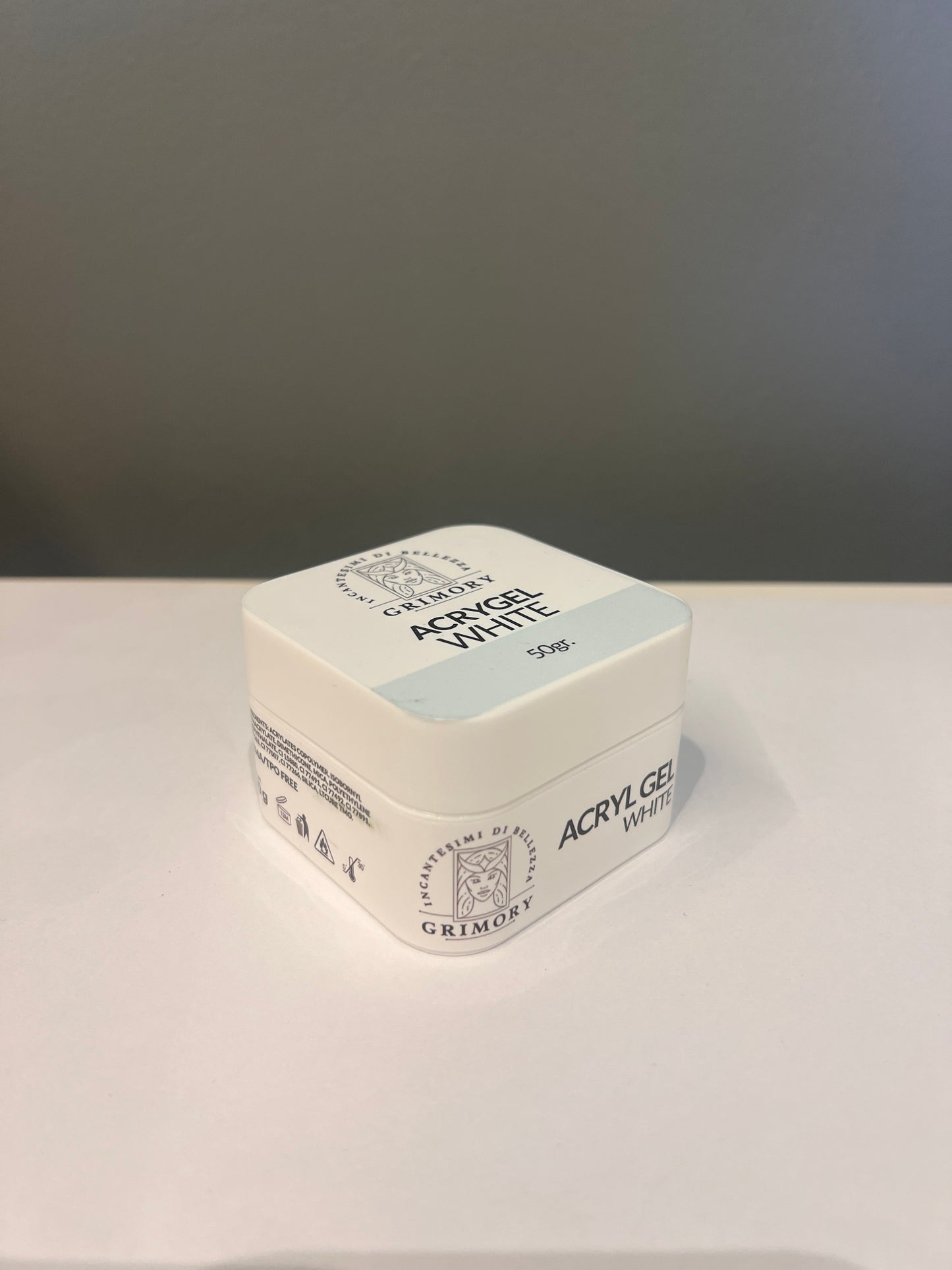Acrygel White — vista frontale